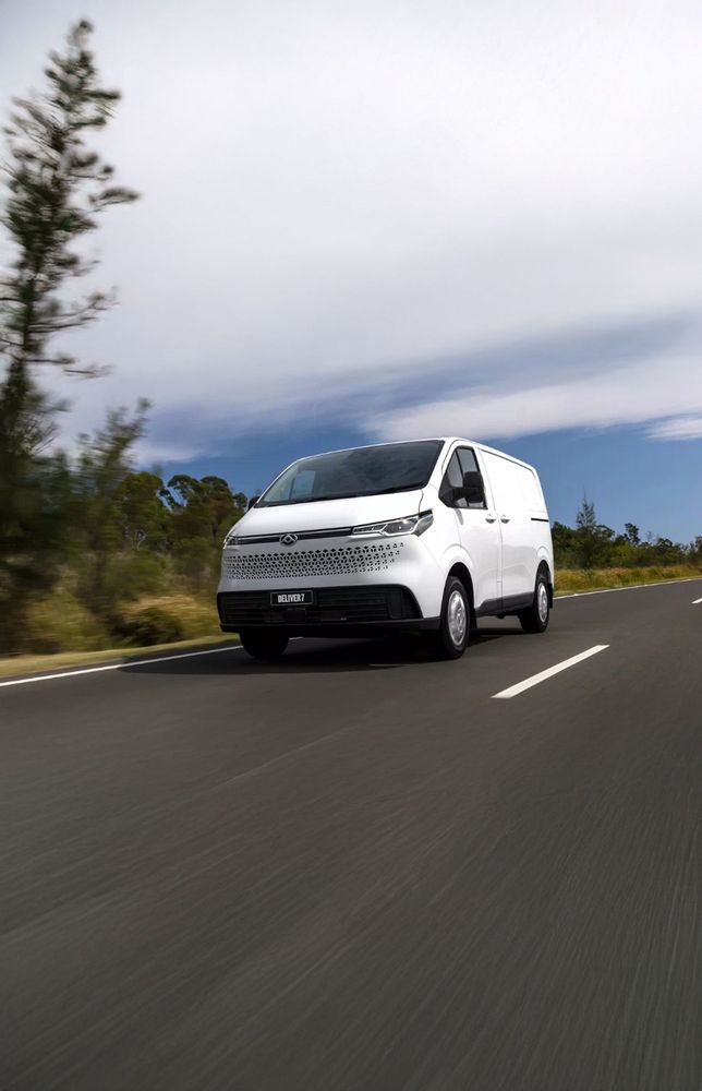 Hero Maxus Deliver 7 VAN, Nalba dealer autorizat MG Motor mobile.jpg
