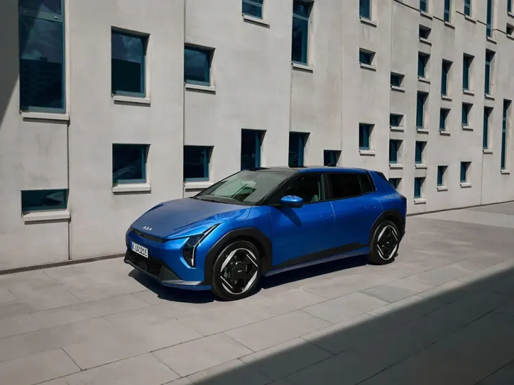 f417kia-ev4-5dr-my26-exterior-1.webp
